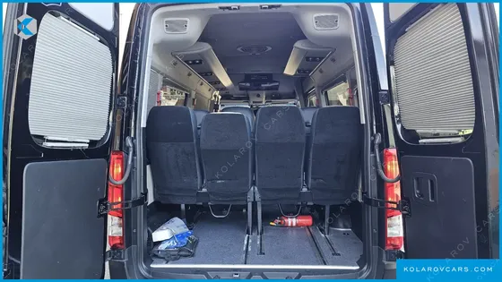 HYUNDAI SOLATI 16-SEATER