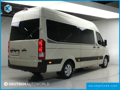 HYUNDAI SOLATI 15-SEATER