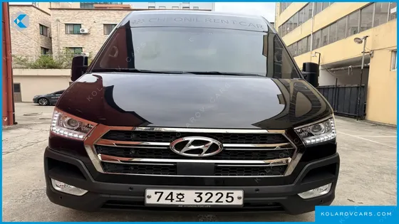 HYUNDAI SOLATI 15-SEATER