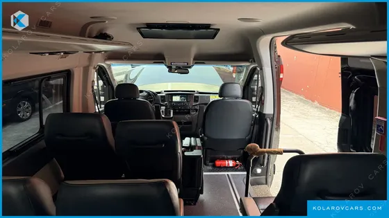 HYUNDAI SOLATI 15-SEATER