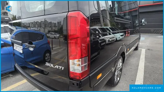 HYUNDAI SOLATI 16-SEATER
