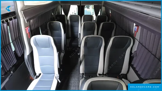 HYUNDAI SOLATI 15-SEATER