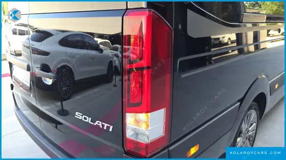 HYUNDAI SOLATI 15-SEATER