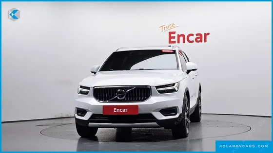 VOLVO XC40 B4 INSCRIPTION
