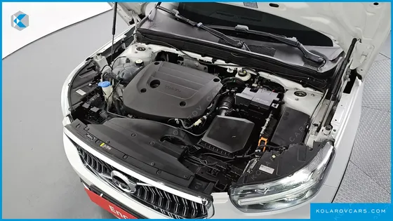 VOLVO XC40 B4 INSCRIPTION