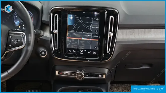 VOLVO XC40 B4 INSCRIPTION