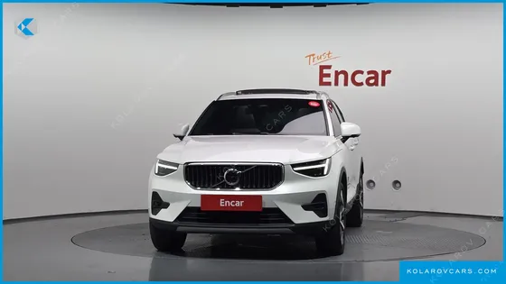 VOLVO XC40 B4 ULTIMATE BRIGHT
