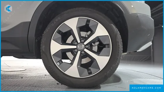 VOLVO XC40 B4 ULTRA BRIGHT