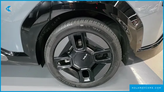 KIA EV9 LONG RANGE 4WD