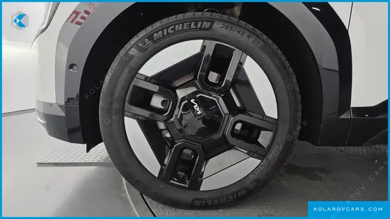 KIA EV9 LONG RANGE 4WD