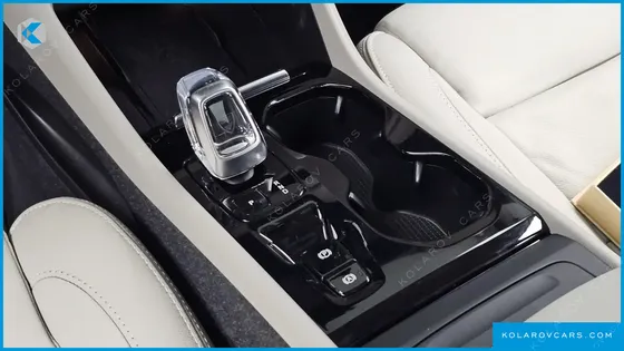 VOLVO XC40 B4 ULTIMATE BRIGHT