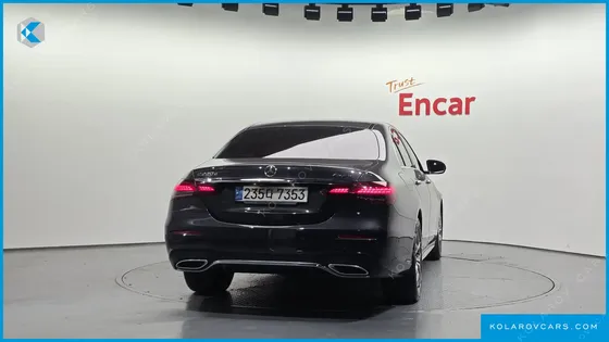MERCEDES E-CLASS E220D 4MATIC AMG LINE