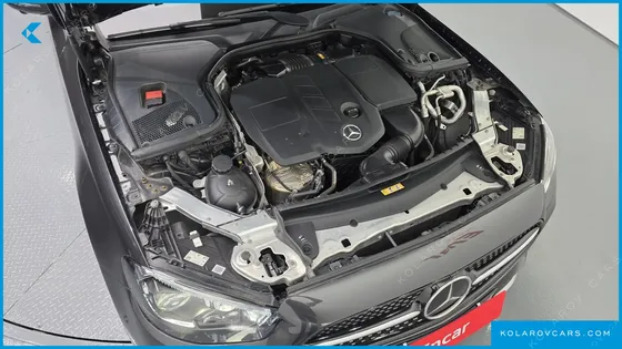 MERCEDES E-CLASS E220D 4MATIC AMG LINE