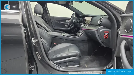 MERCEDES E-CLASS E220D 4MATIC AMG LINE