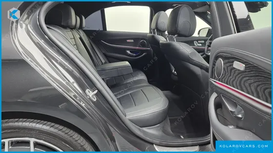 MERCEDES E-CLASS E220D 4MATIC AMG LINE