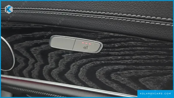 MERCEDES E-CLASS E220D 4MATIC AMG LINE
