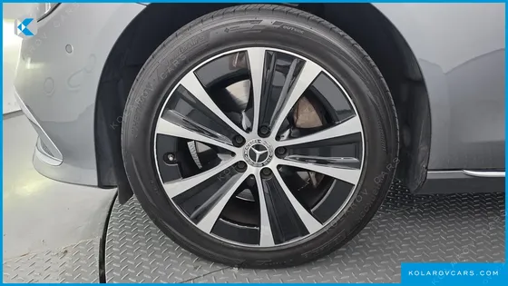 MERCEDES E-CLASS E300E 4MATIC EXCLUSIVE