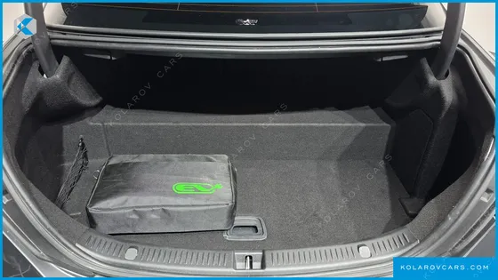 MERCEDES E-CLASS E300E 4MATIC EXCLUSIVE