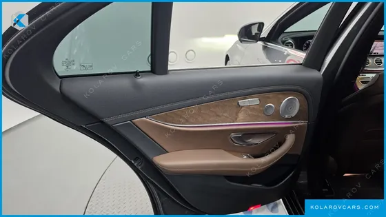 MERCEDES E-CLASS E300E 4MATIC EXCLUSIVE