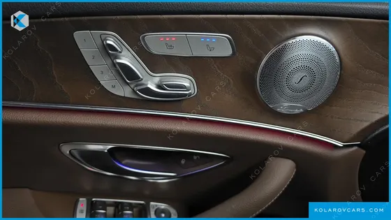MERCEDES E-CLASS E300E 4MATIC EXCLUSIVE