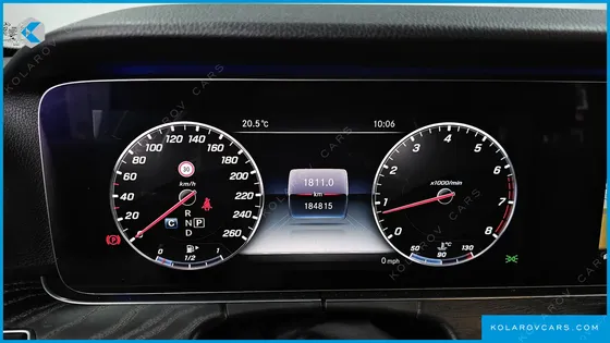 MERCEDES E-CLASS E300 4MATIC AVNATGARDE