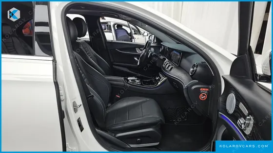 MERCEDES E-CLASS E300 4MATIC AVNATGARDE