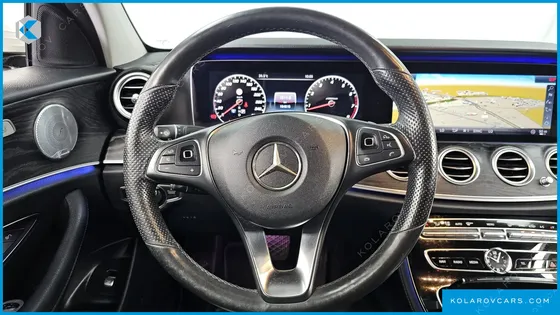 MERCEDES E-CLASS E300 4MATIC AVNATGARDE