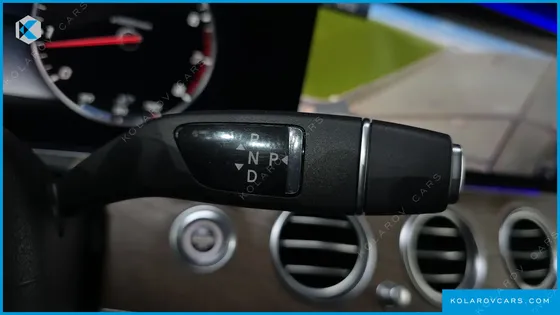 MERCEDES E-CLASS E300 EXCLUSIVE