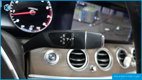 MERCEDES E-CLASS E300 EXCLUSIVE