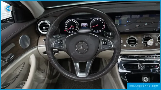 MERCEDES E-CLASS E300 EXCLUSIVE