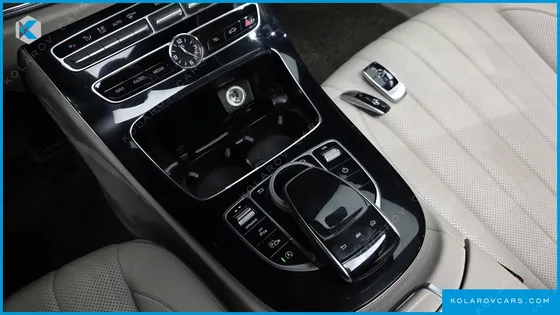 MERCEDES E-CLASS E300 EXCLUSIVE