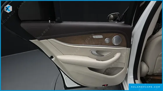 MERCEDES E-CLASS E300 EXCLUSIVE