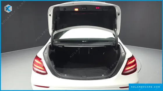 MERCEDES E-CLASS E300 EXCLUSIVE