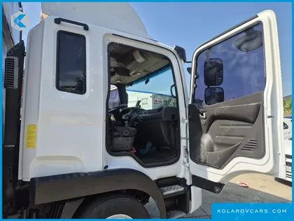 HYUNDAI MEGA TRUCK PREMIUM