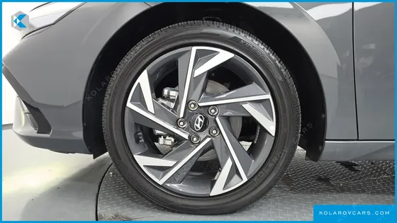 HYUNDAI ELANTRA (AVANTE) INSPIRATION
