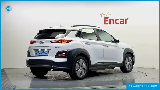 HYUNDAI KONA PREMIUM