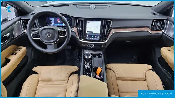 VOLVO V60 B5 ULTRA AWD