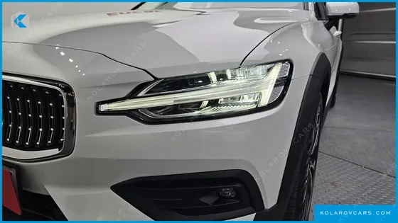 VOLVO V60 B5 ULTRA AWD