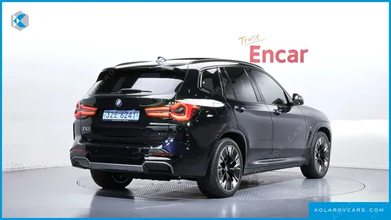 BMW IX3 M SPORTS
