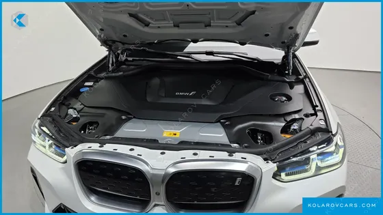 BMW IX3 M SPORTS