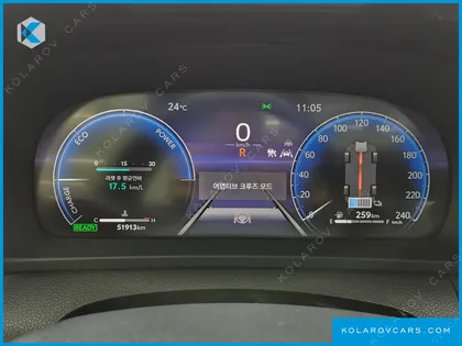 TOYOTA CROWN 2.5 4WD HYBRID
