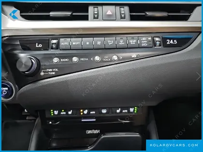LEXUS ES EXECUTIVE