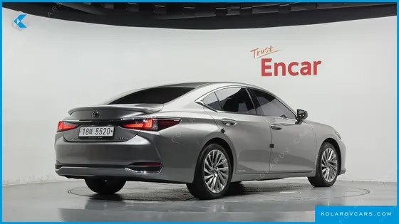 LEXUS ES LUXURY PLUS