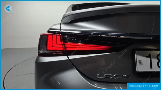 LEXUS ES LUXURY PLUS