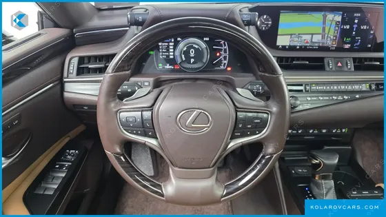 LEXUS ES LUXURY PLUS