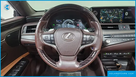 LEXUS ES EXECUTIVE