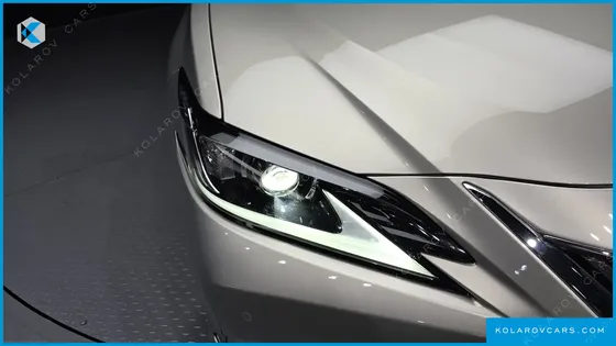 LEXUS ES LUXURY PLUS