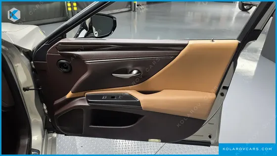LEXUS ES LUXURY PLUS
