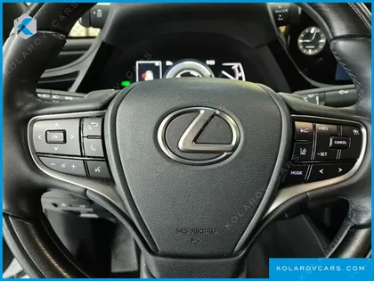 LEXUS ES LUXURY PLUS