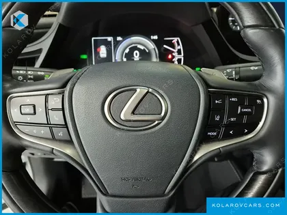 LEXUS ES LUXURY PLUS